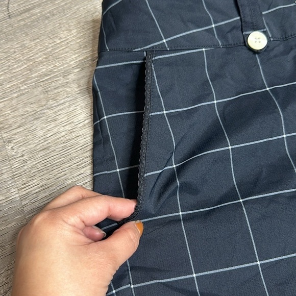Nike Women’s Dri Fit Checkered Print Cropped Golf Pants Breathable Sz 10 - Picture 4 of 12